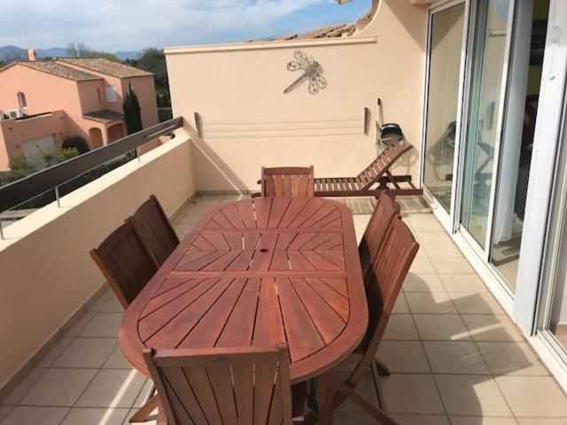 Les Reflets F5 Apartment Сен-Киприен Екстериор снимка